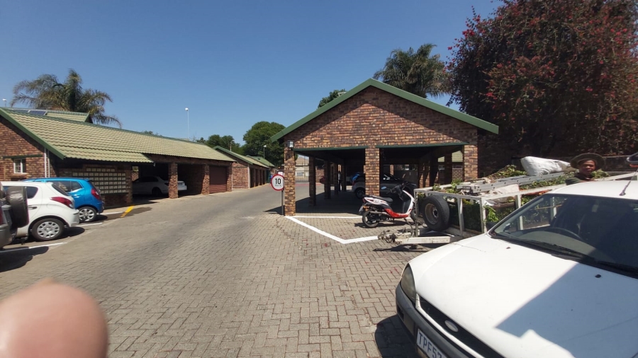 3 Bedroom Property for Sale in Glen Marais Gauteng