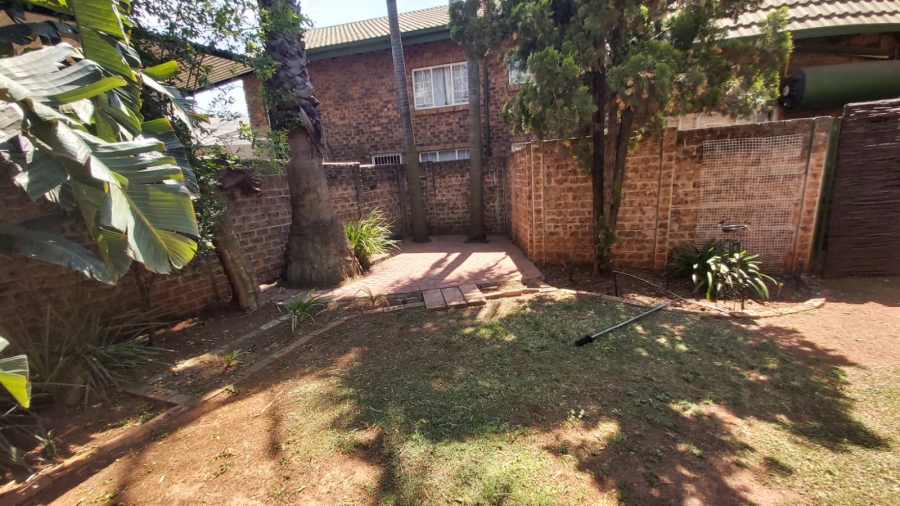 3 Bedroom Property for Sale in Glen Marais Gauteng
