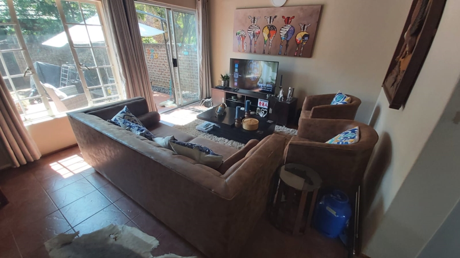 3 Bedroom Property for Sale in Glen Marais Gauteng