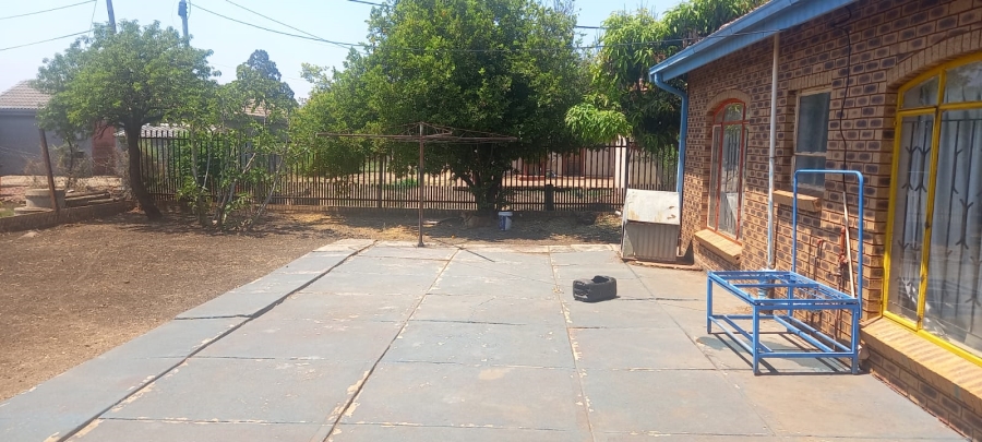 4 Bedroom Property for Sale in Ga-Rankuwa Unit 7 Gauteng