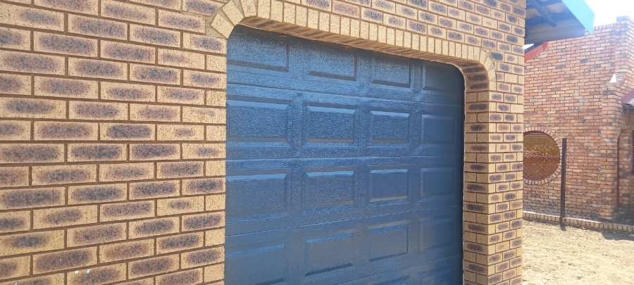 4 Bedroom Property for Sale in Ga-Rankuwa Unit 7 Gauteng