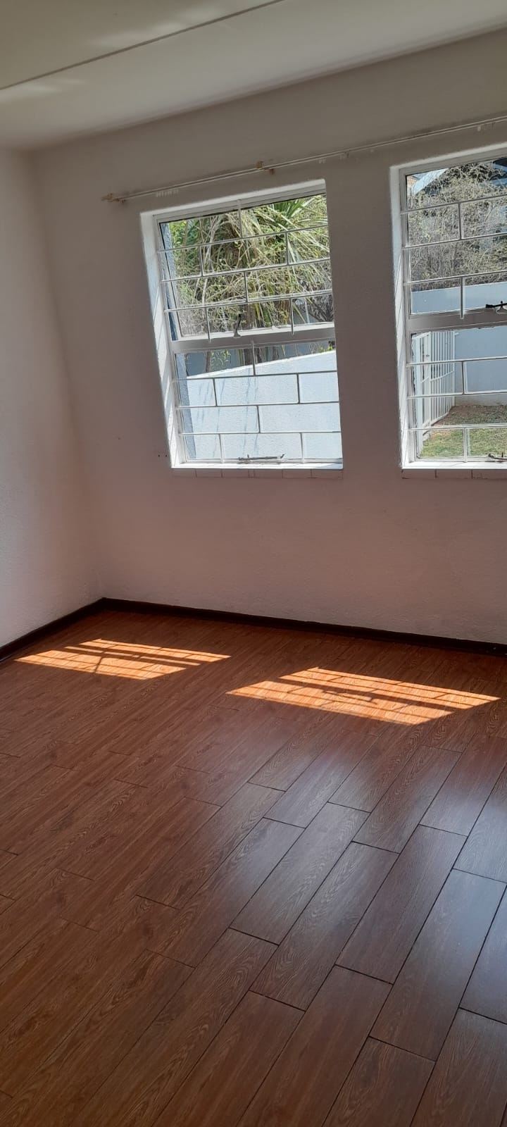 To Let  Bedroom Property for Rent in Morning Hill Gauteng