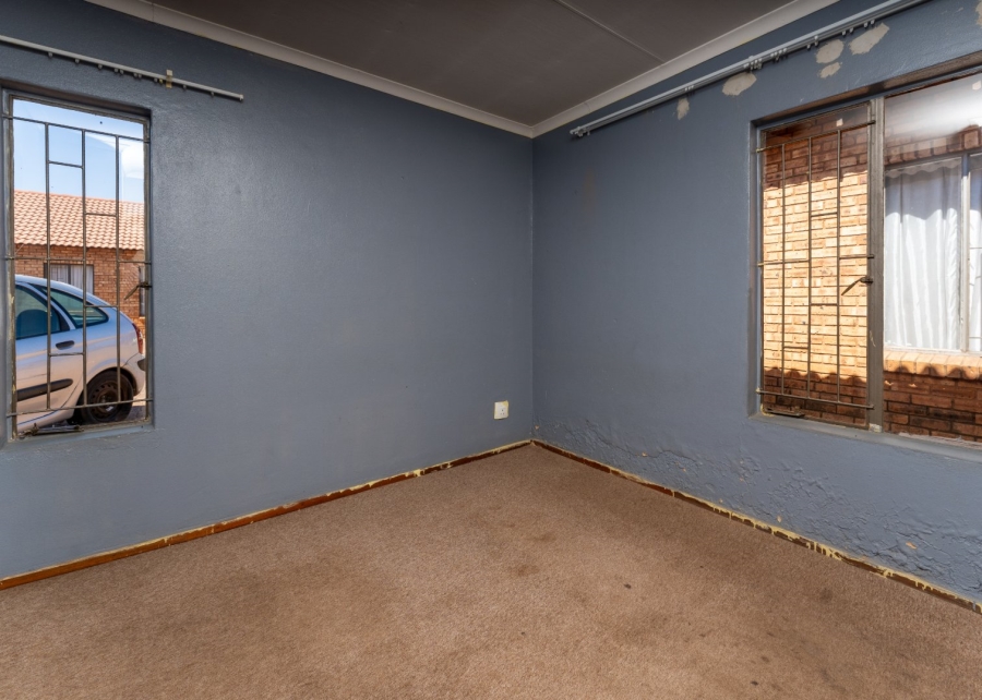 3 Bedroom Property for Sale in Protea Glen Gauteng