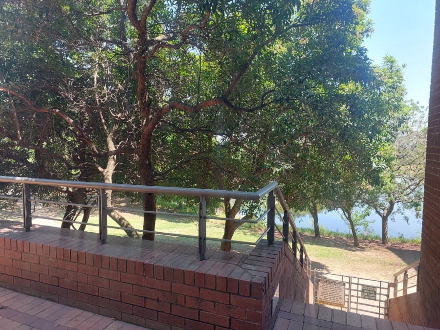 To Let commercial Property for Rent in Woodmead Gauteng