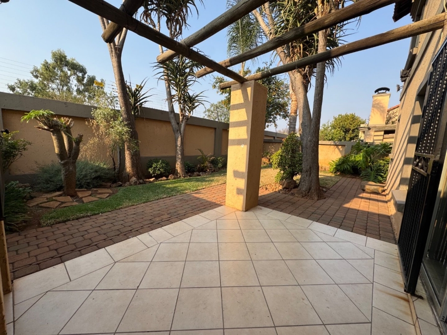 3 Bedroom Property for Sale in Annlin Gauteng