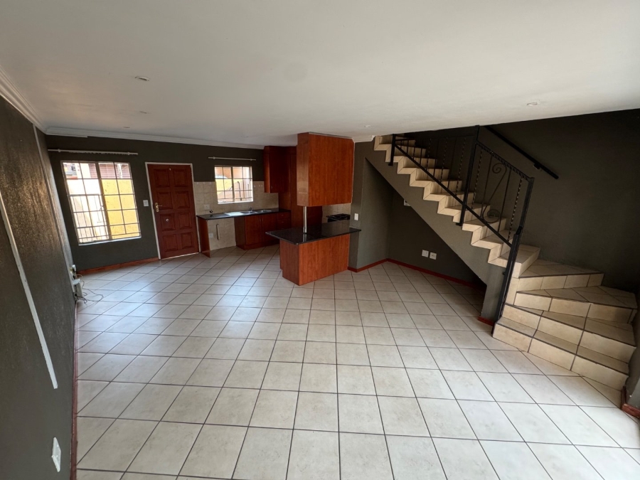 3 Bedroom Property for Sale in Annlin Gauteng
