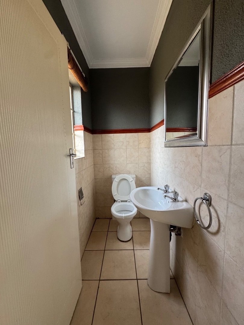 3 Bedroom Property for Sale in Annlin Gauteng