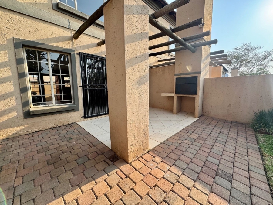 3 Bedroom Property for Sale in Annlin Gauteng