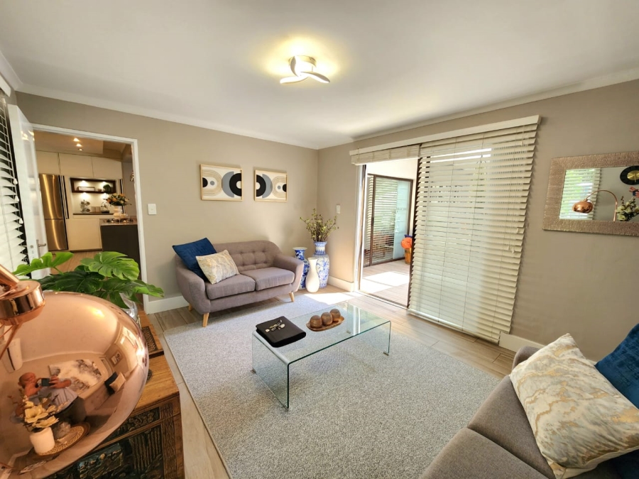 4 Bedroom Property for Sale in Glenanda Gauteng