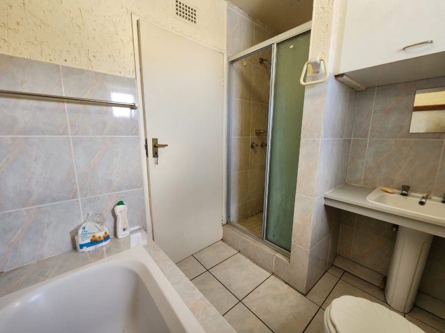 2 Bedroom Property for Sale in Winchester Hills Gauteng