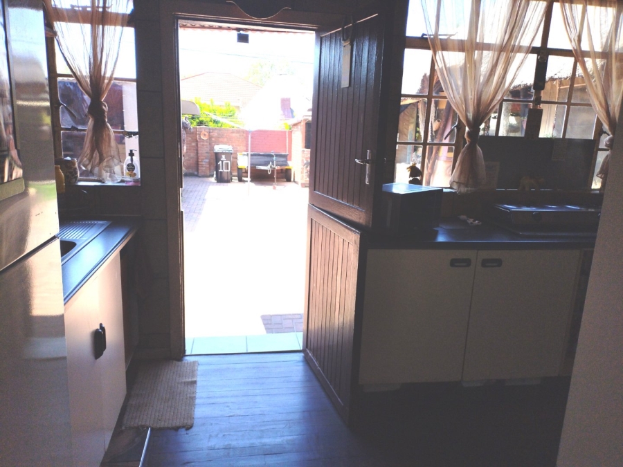 3 Bedroom Property for Sale in Paul Krugersoord Gauteng