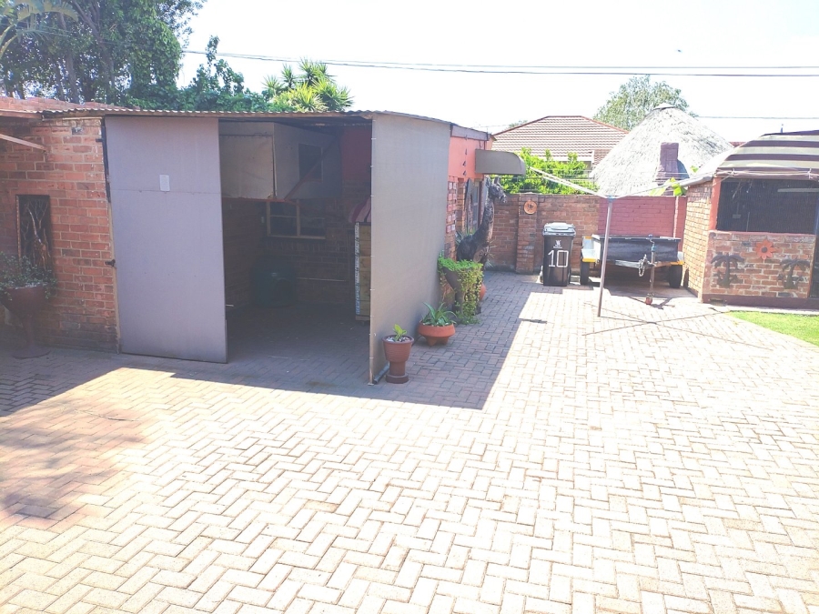 3 Bedroom Property for Sale in Paul Krugersoord Gauteng