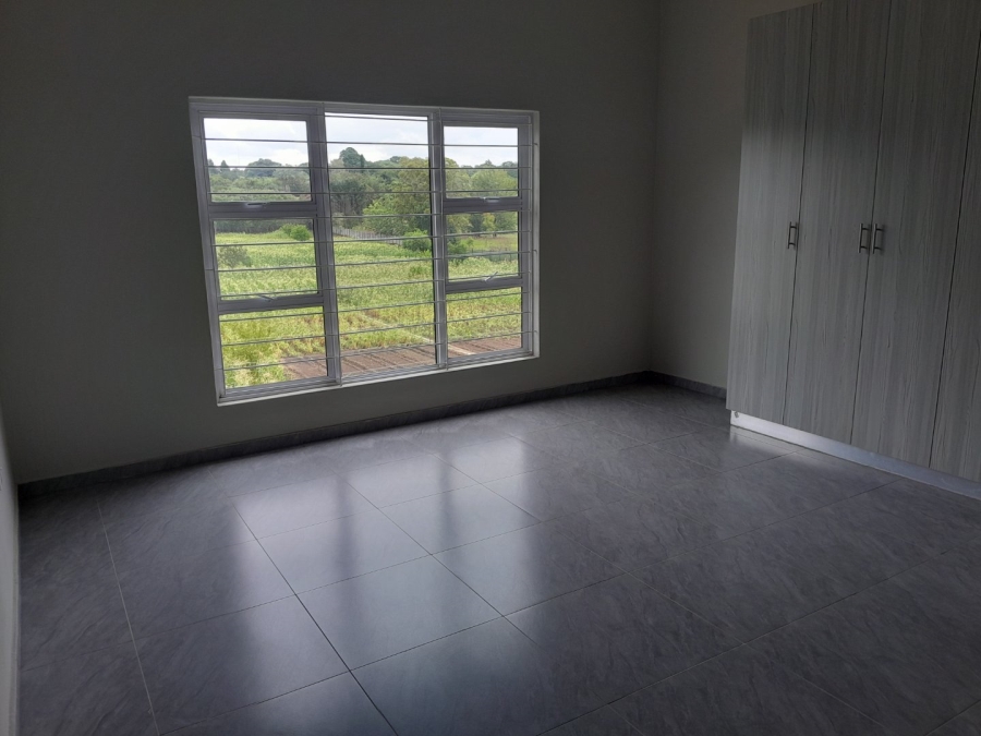 To Let 2 Bedroom Property for Rent in Glen Austin Gauteng
