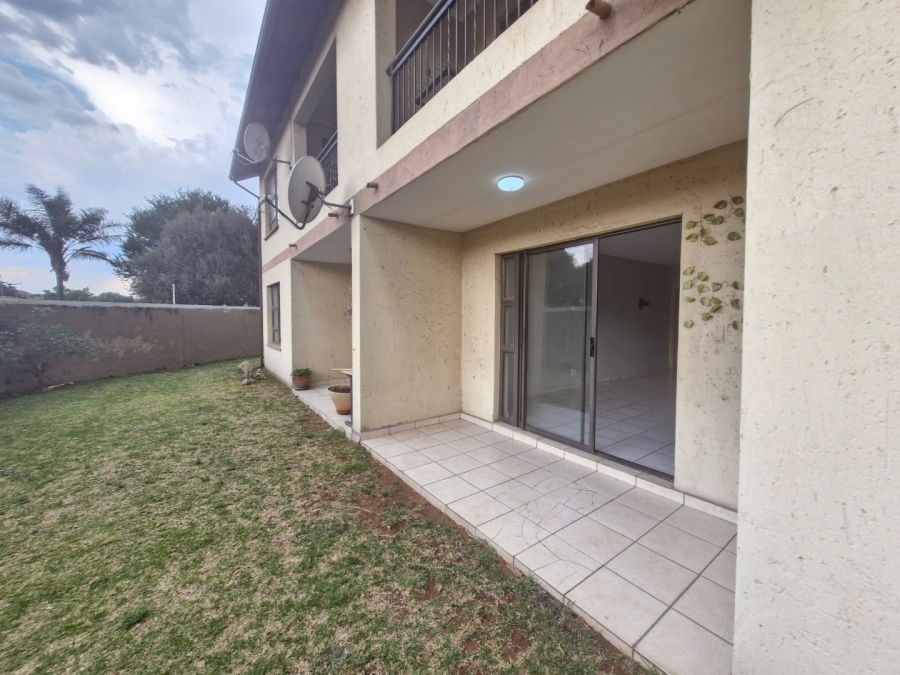 To Let 2 Bedroom Property for Rent in Parkrand Gauteng