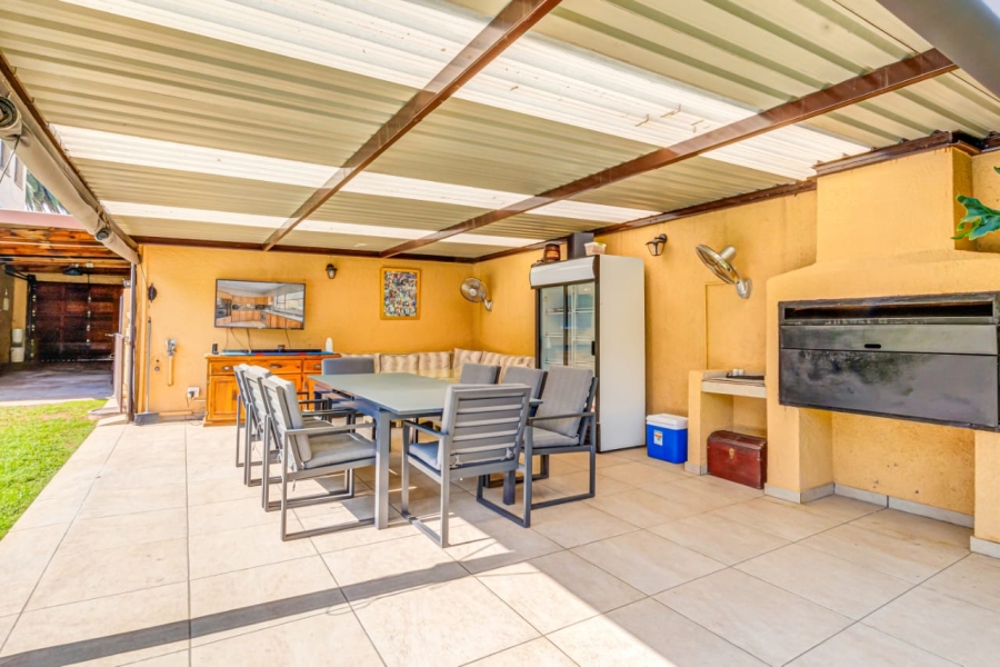 3 Bedroom Property for Sale in Edenvale Central Gauteng