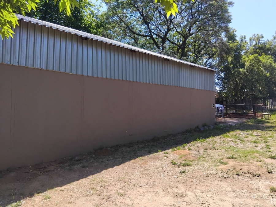 To Let commercial Property for Rent in Glen Austin Gauteng