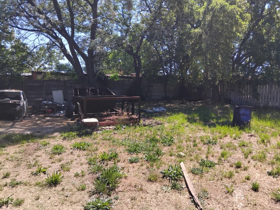To Let commercial Property for Rent in Glen Austin Gauteng