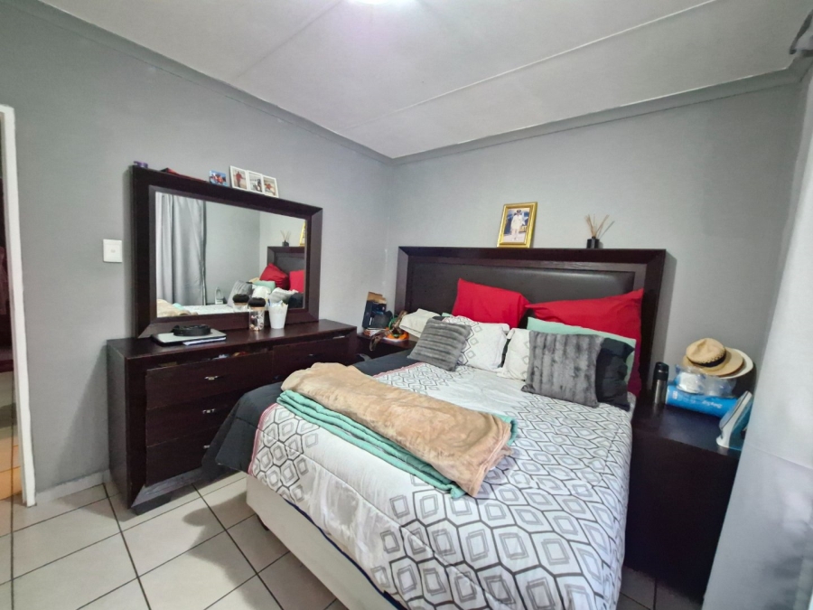 To Let 2 Bedroom Property for Rent in Comet Gauteng