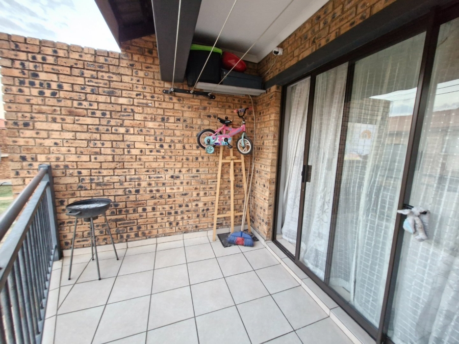 To Let 2 Bedroom Property for Rent in Comet Gauteng