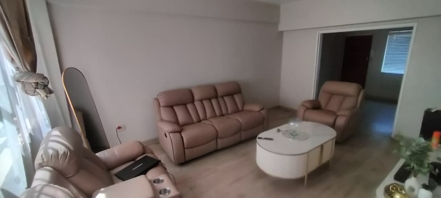 2 Bedroom Property for Sale in Cyrildene Gauteng