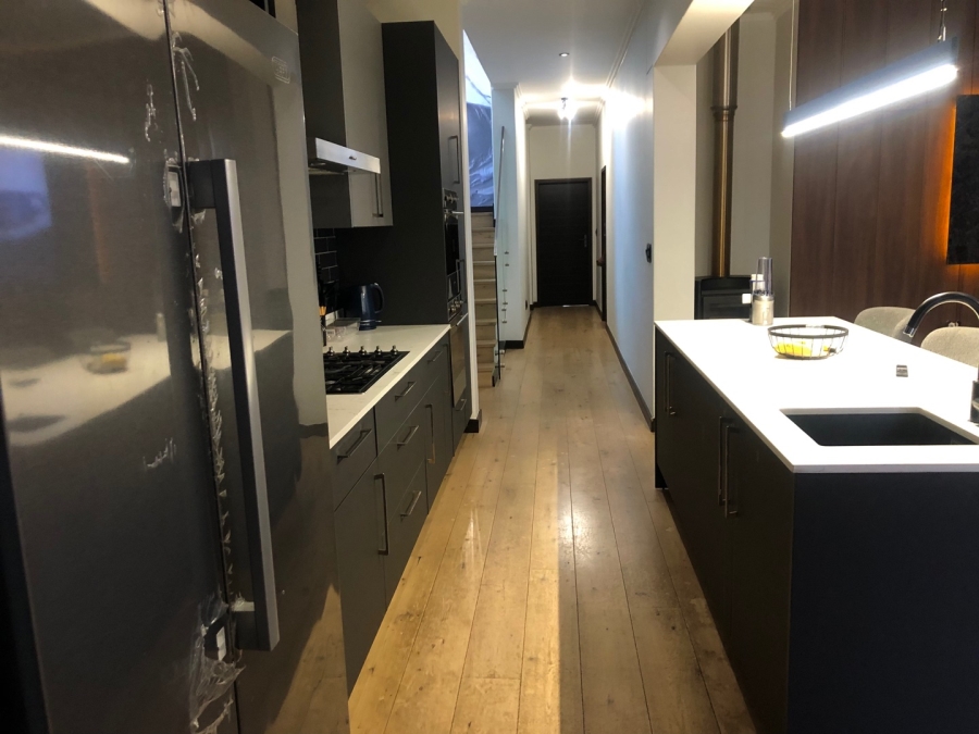 3 Bedroom Property for Sale in Bryanston Gauteng