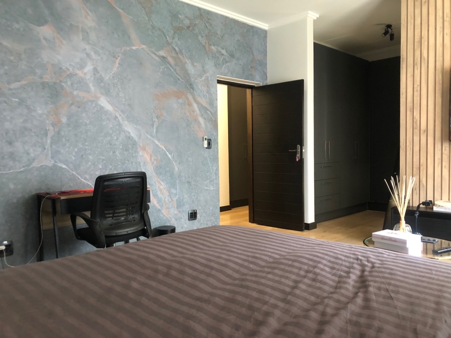 3 Bedroom Property for Sale in Bryanston Gauteng