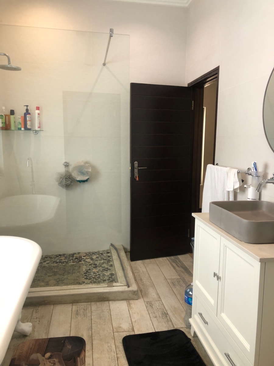 3 Bedroom Property for Sale in Bryanston Gauteng