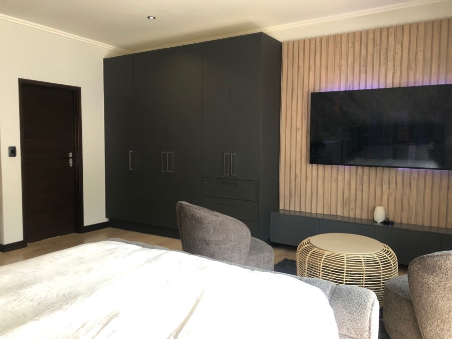3 Bedroom Property for Sale in Bryanston Gauteng