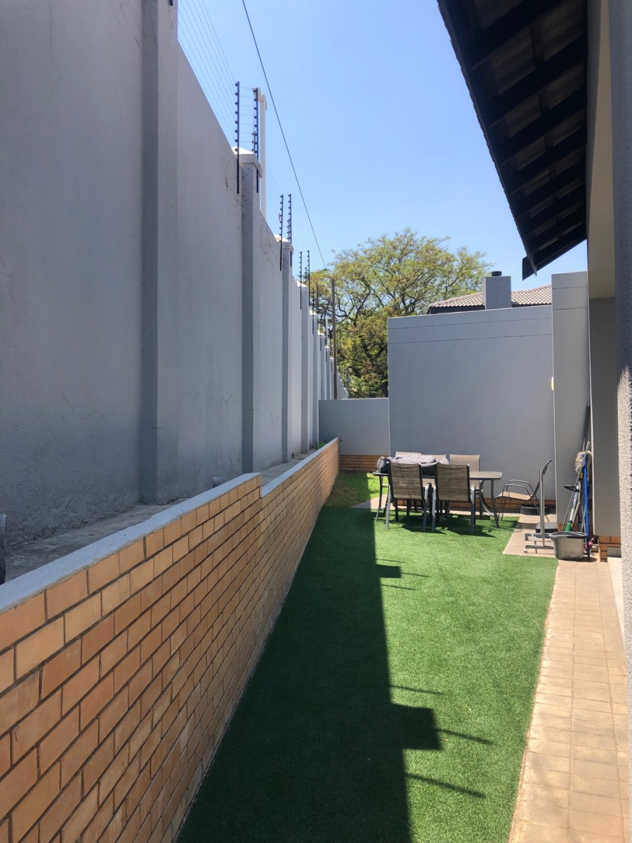 3 Bedroom Property for Sale in Bryanston Gauteng