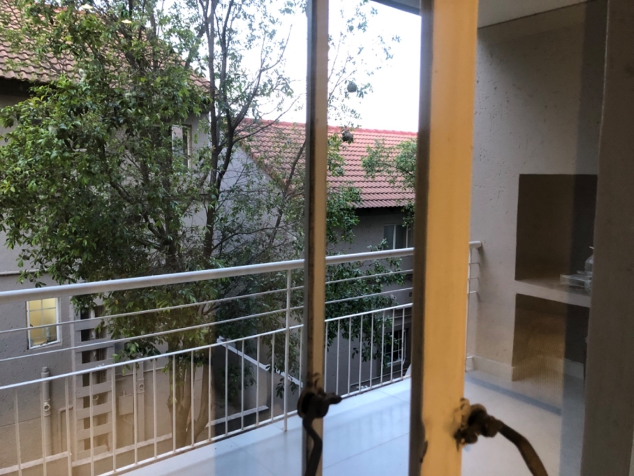 2 Bedroom Property for Sale in Noordhang Gauteng