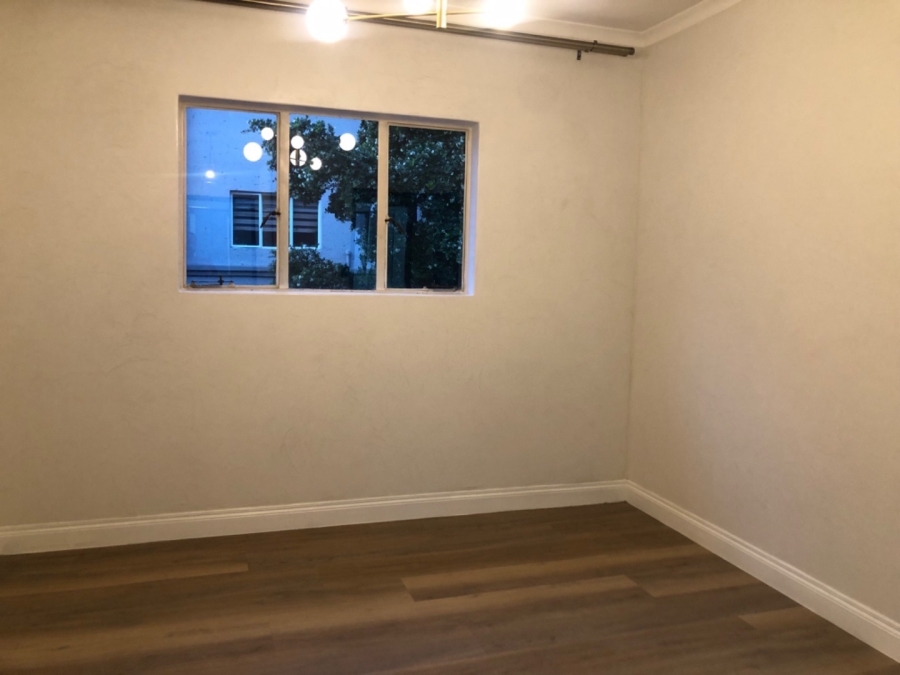2 Bedroom Property for Sale in Noordhang Gauteng