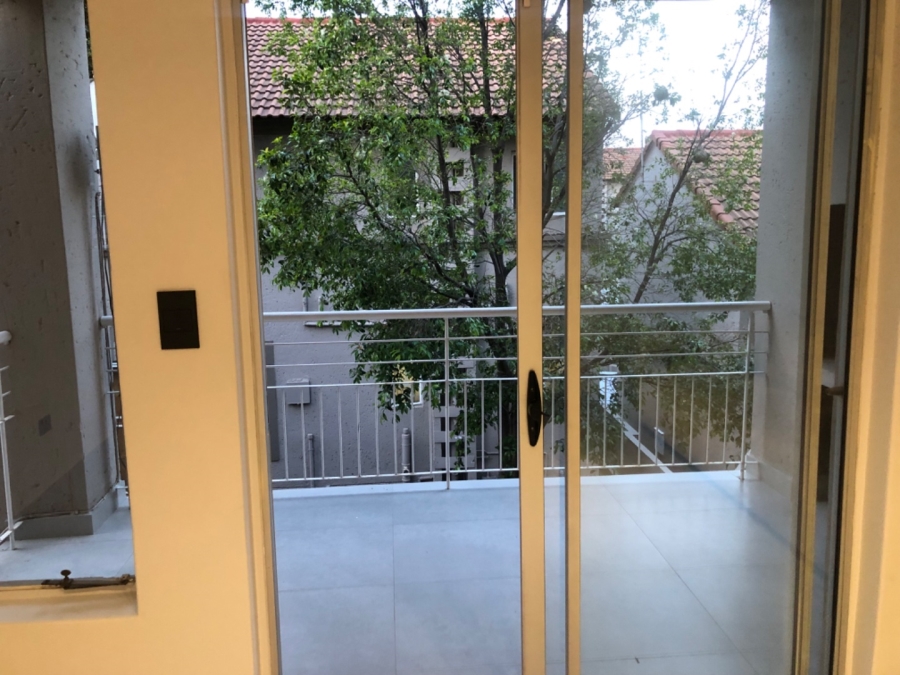 2 Bedroom Property for Sale in Noordhang Gauteng