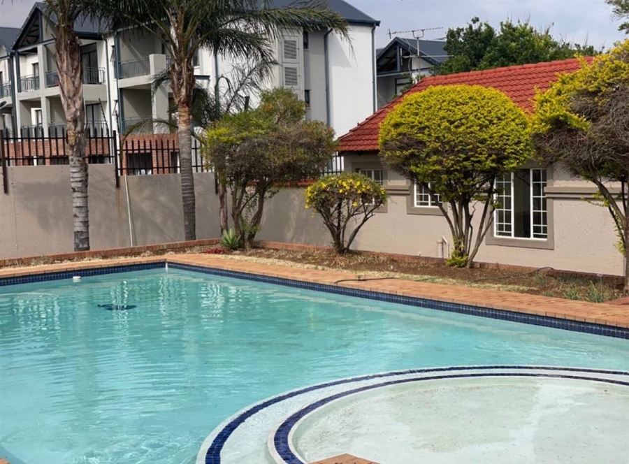 2 Bedroom Property for Sale in Noordhang Gauteng