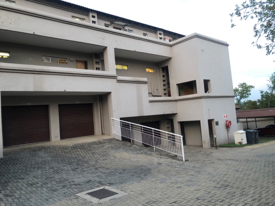 To Let 2 Bedroom Property for Rent in North Riding Gauteng