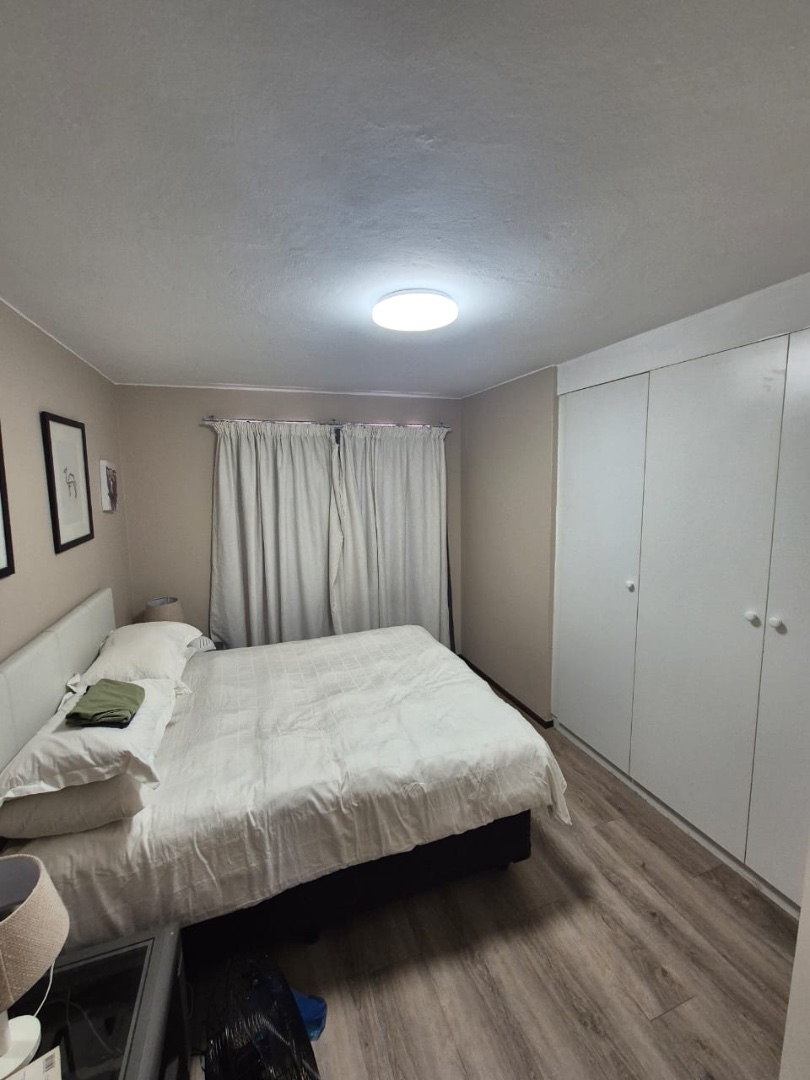 To Let 2 Bedroom Property for Rent in Bryanston Gauteng