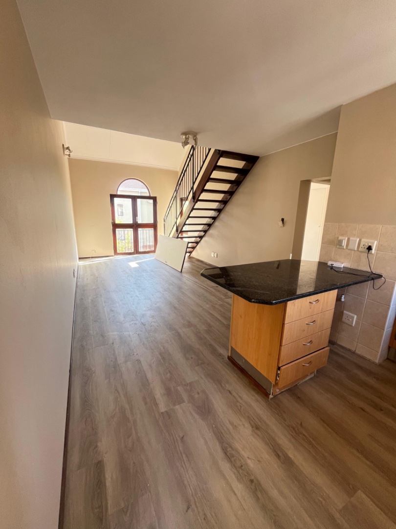 To Let 2 Bedroom Property for Rent in Bryanston Gauteng