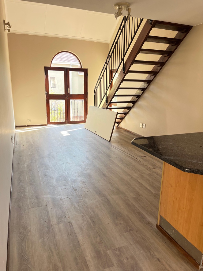 To Let 2 Bedroom Property for Rent in Bryanston Gauteng