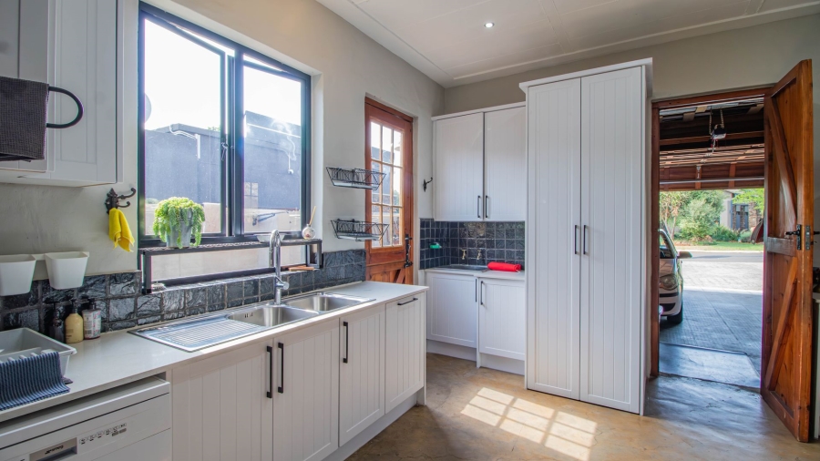 4 Bedroom Property for Sale in Serengeti Lifestyle Estate Gauteng