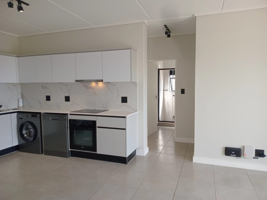To Let 2 Bedroom Property for Rent in Waterfall Gauteng