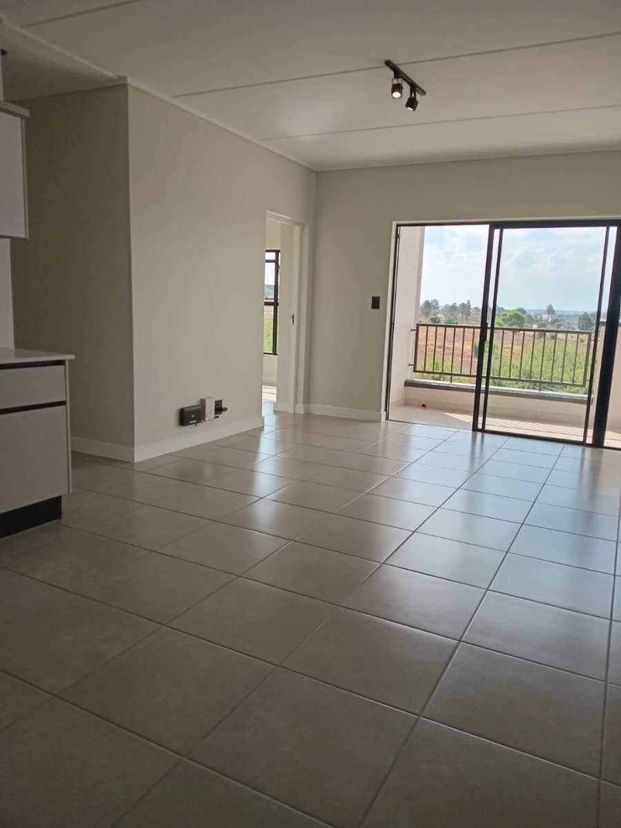 To Let 2 Bedroom Property for Rent in Waterfall Gauteng