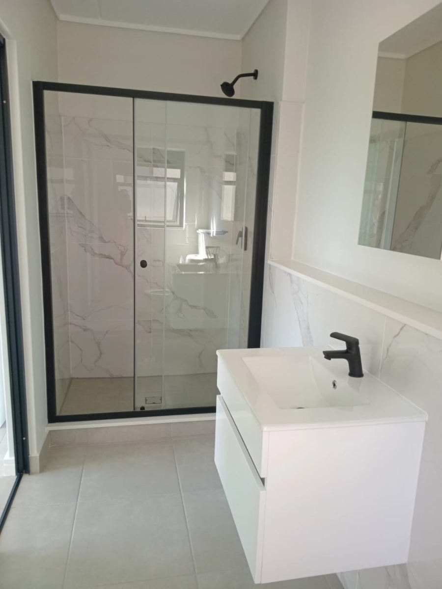 To Let 2 Bedroom Property for Rent in Waterfall Gauteng