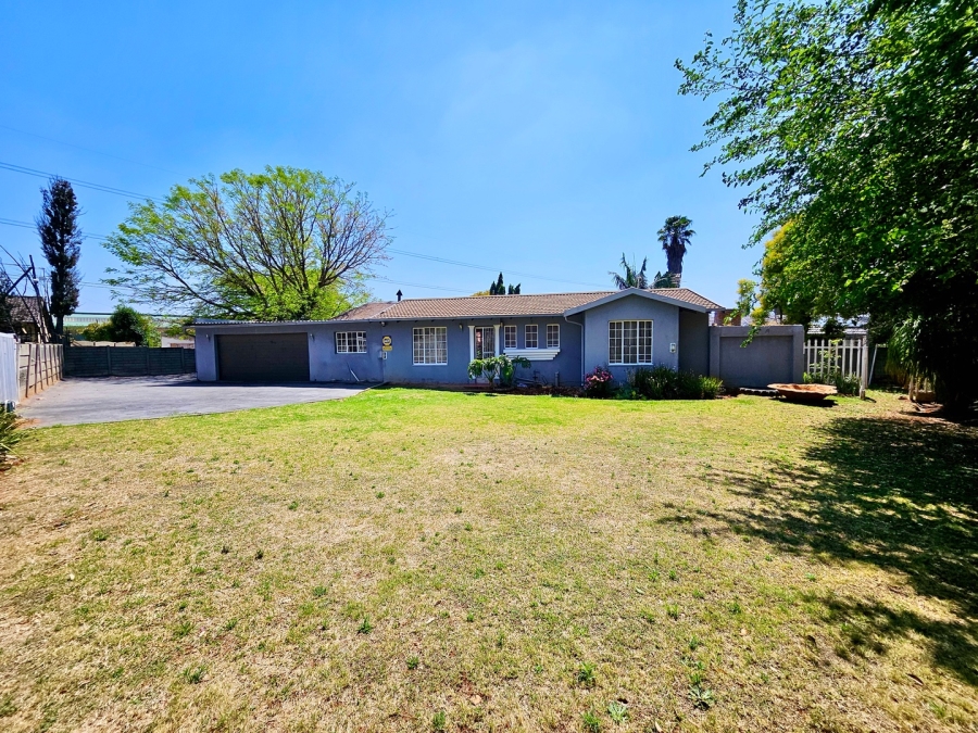 To Let 3 Bedroom Property for Rent in Terenure Gauteng
