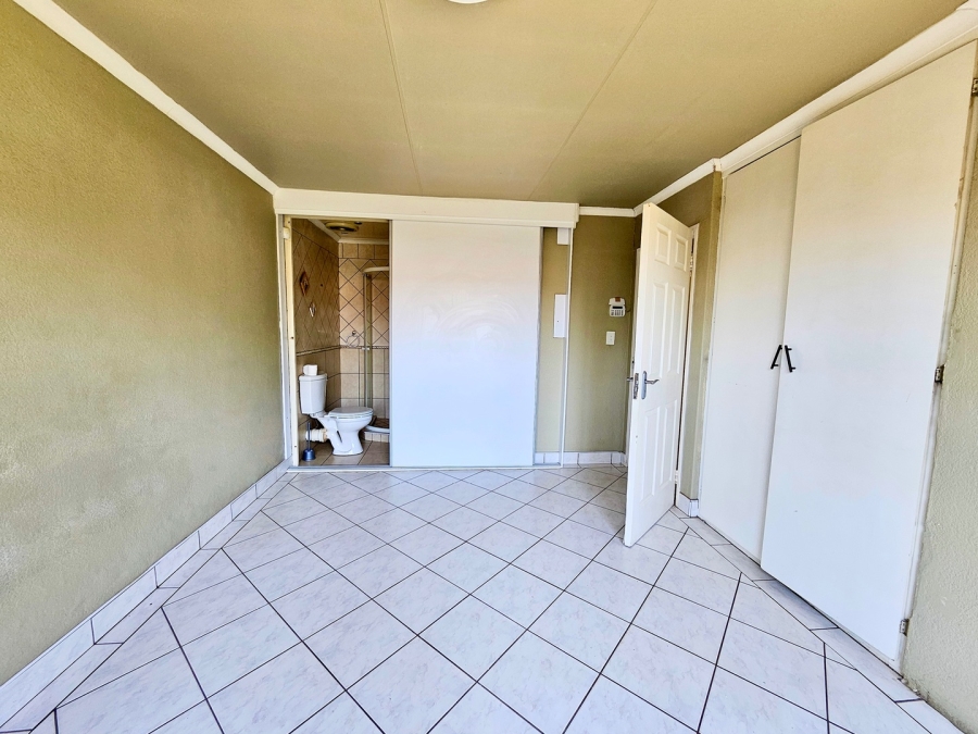 To Let 3 Bedroom Property for Rent in Terenure Gauteng