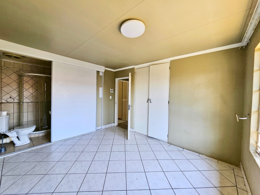 To Let 3 Bedroom Property for Rent in Terenure Gauteng