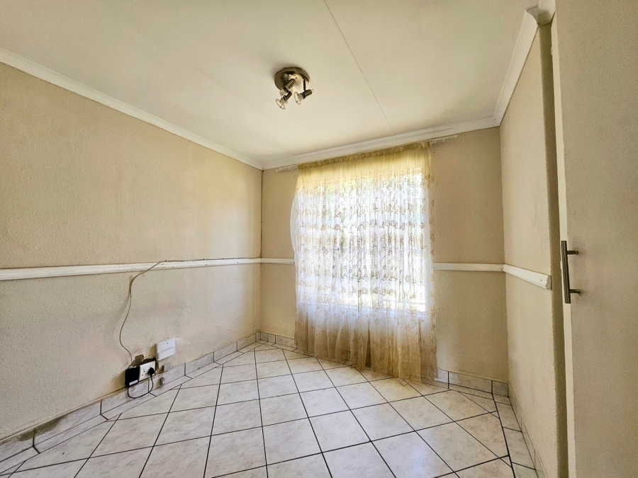 To Let 3 Bedroom Property for Rent in Terenure Gauteng