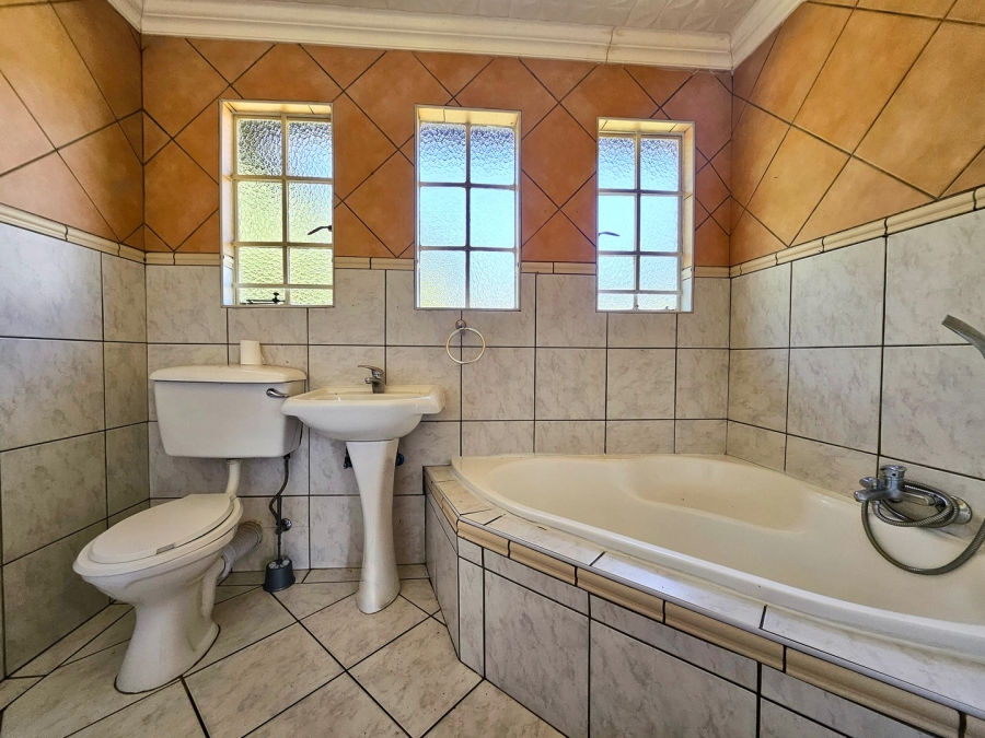 To Let 3 Bedroom Property for Rent in Terenure Gauteng