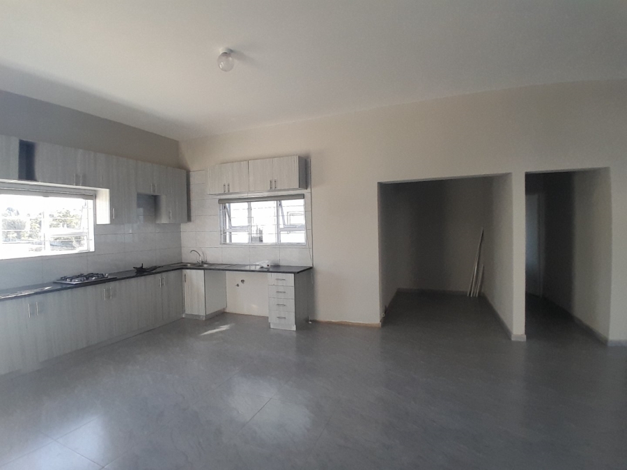 To Let 2 Bedroom Property for Rent in Glen Austin Gauteng