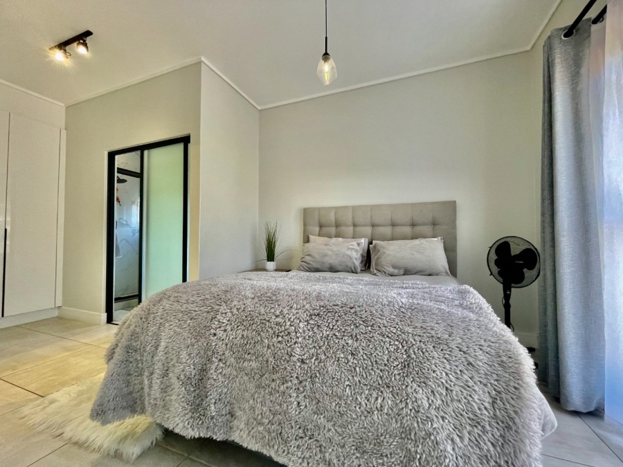 To Let 3 Bedroom Property for Rent in Waterfall Gauteng