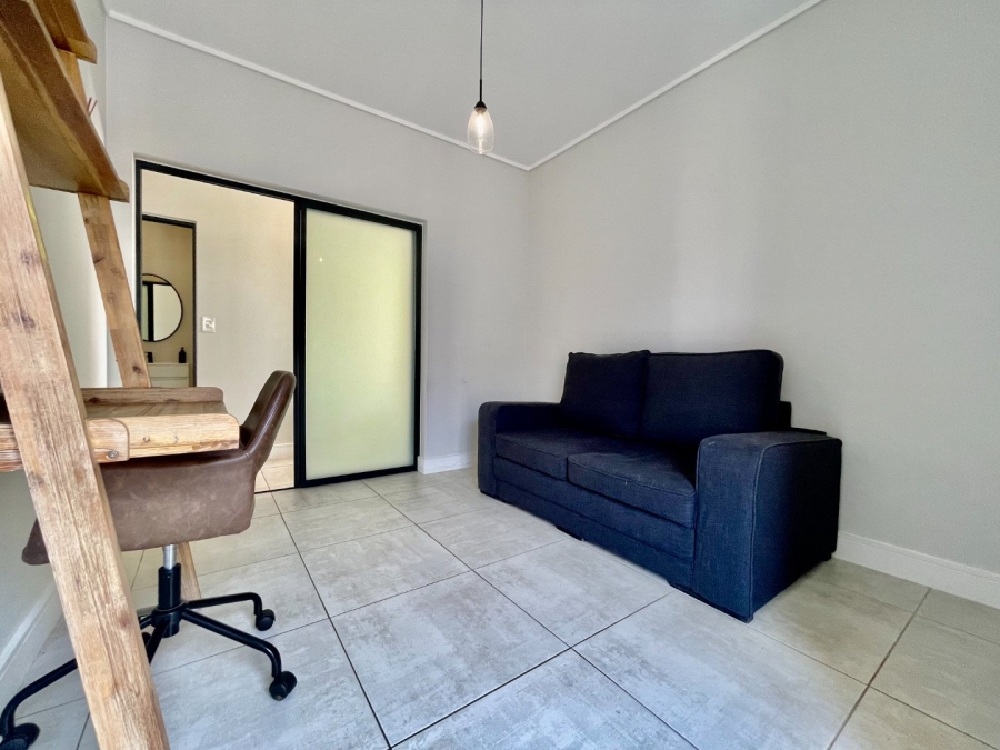 To Let 3 Bedroom Property for Rent in Waterfall Gauteng