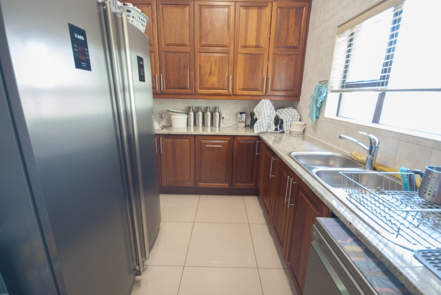 5 Bedroom Property for Sale in Midstream Estate Gauteng